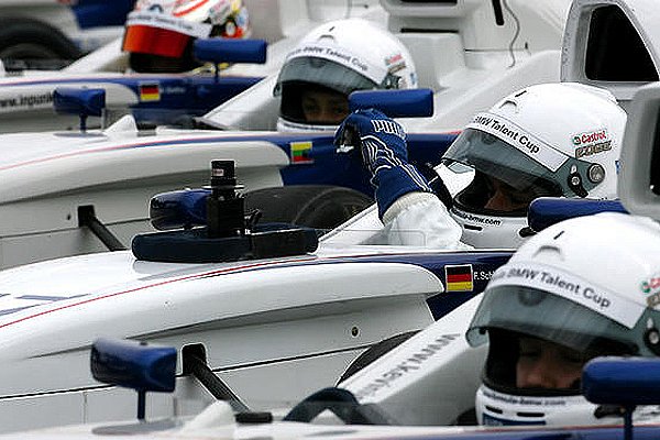 Formel bmw talent cup preis #3