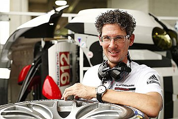 Mit sieben 911 RSR beim härtesten Autorennen der Welt