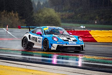 Julian Hanses gewinnt Klasse bei 12h Spa