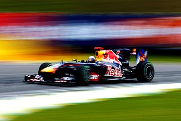 Sebastian Vettel bestimmt ersten Schlagabtausch in Abu Dhabi