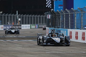 Mercedes-Benz EQ feiert Doppelsieg beim Finale