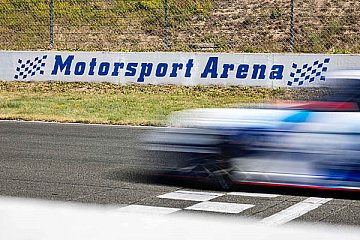 Porsche Sports Cup Deutschland: Titelkämpfe spitzen sich in Oschersleben zu