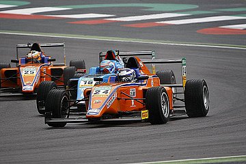 F4 Italien: Mücke Motorsport holt fünf Top-Ten-Plätze