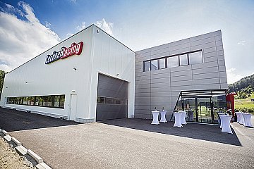 Das neue Firmengebäude in Thalgau bei Salzburg - Foto: heikomandl.at
