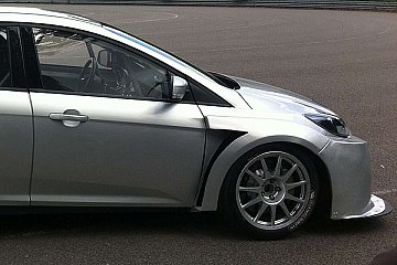 Wölflick Racing mit Rennweltpremiere auf dem