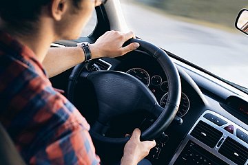 Trotz hoher Spritpreise das Autofahren genießen