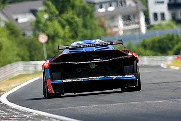 Trotz Blessuren im Ziel beim 6 Stunden Rennen