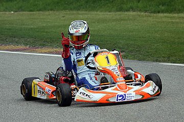 Marvin Kirchhöfer gewann Rennen 2 in der KF2