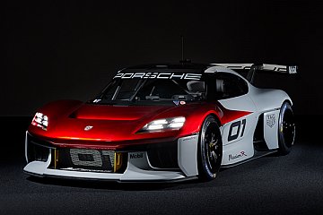 Porsche zeigt die zukunftsweisende Konzeptstudie Mission R