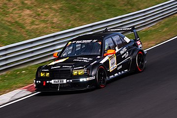 HWA EVO.R feiert Rennpremiere auf der Nordschleife