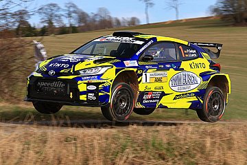 Rallye-Spektakel in Sachsen: Hattrick im Erzgebirge