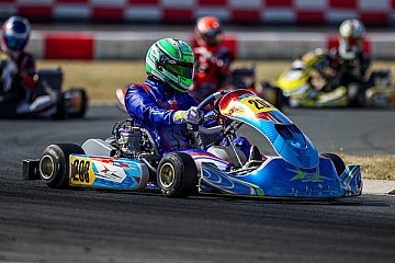 Adrian Röhr erlebt aufregende ADAC Kart Masters-Premiere
