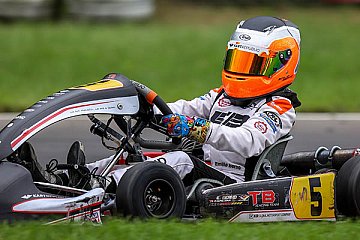 Emilio Bernd gewinnt Meisterschaft im ADAC Kart Masters