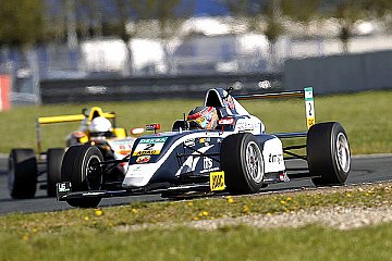 Jannes Fittje liegt auf Platz vier im Championat - Foto: Fast-Media