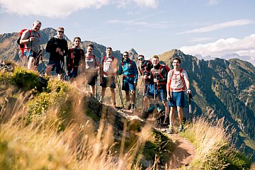 Mercedes-Piloten im Fitness-Camp in Schladming
