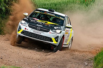 Halbzeitmeistertitel für das ADAC Opel Rallye Junior Team