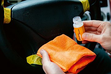 Leder versiegeln - Foto: QUIXX