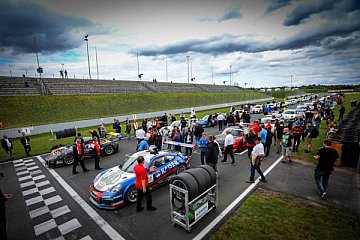 Startaufstellung Porsche Sports Cup in Oschersleben - Foto: Porsche Sports Cup