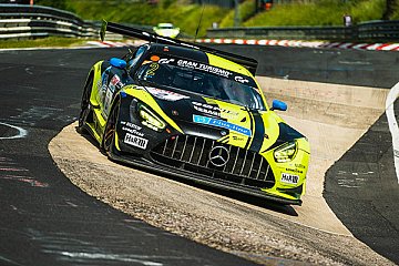 Gelungener Mercedes-Einstand von Carrie Schreiner und Peter Terting auf der Nordschleife