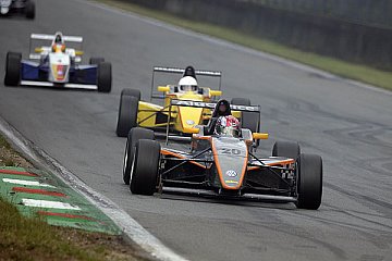 Auf Platz vier vorgerückt: Jeffrey Schmidt (HAITECH Racing)