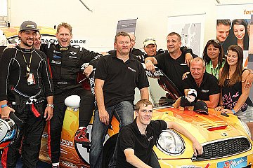Mit Mini-Freunden in der ADAC Procar 2014 unterwegs