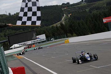 Premierensieg für Ferdinand Habsburg
