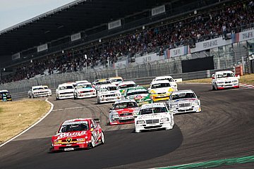 AvD-Oldtimer-Grand-Prix: Klassentreffen der Tourenwagen-Stars