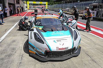 Corvette im neuen Look: Premiere bei PS on Air - Der Ravenol ADAC GT Masters-Talk