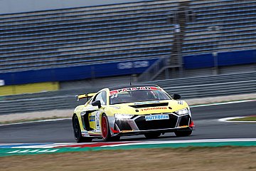 GT4: Joens vor Hanses in Rennen 2