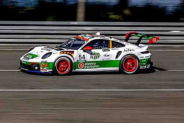 Einer kommt durch: Essmann holt Porsche ProAm-Sieg für Team75 Motorsport