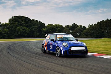 Im NXT Gen Cup kommt der bis zu 230 PS starke LRT NXT 1 zum Einsatz - Foto: ADAC
