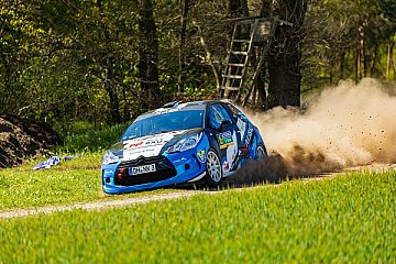 Nico Knacker und Enrico Flores-Trigo erleben Auf und Ab