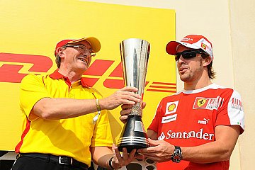 Fernando Alonso gewinnt DHL Fastest Lap Trophy
