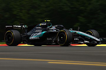 Antonelli setzt Bestzeit im 2. Freien Training in Spa