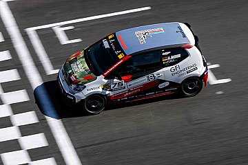 Podium am Samstag, technischer Ausfall am Sonntag für Alex Mohr in Oschersleben