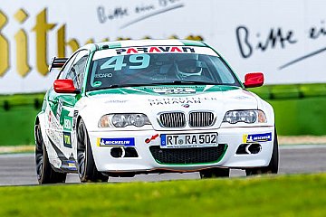 Den Kurs auf der 4.574 Meter langen Traditionsstrecke mit ihren 17 Kurven hat Janis McDavid mit Bravour gemeistert - Foto: Paravan