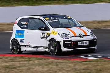Robin Böhm sammelt starke Punkte beim DTM-Gastspiel in Oschersleben