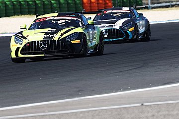 Schnitzelalm-Pilot Jay Mo Härtling setzt Bestzeit im 1. Freien Training