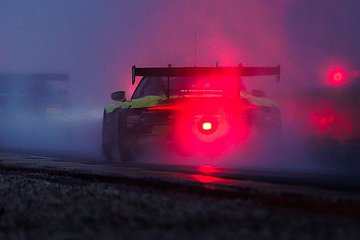 Zwei Porsche beenden Langstreckenklassiker in den Top-10