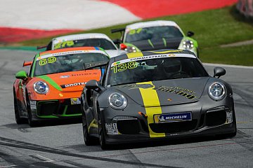 Porsche Sports Cup mit heißer Action auf dem Nürburgring