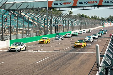 Heinemann siegt bei Debütrennen des BMW M2 Cup