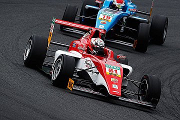 Neuhauser-Pilot Nicklas Nielsen - Foto: ADAC