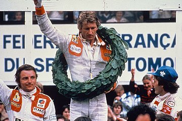 Jean-Pierre Jabouille beim ersten Turbo-Sieg in der Formel 1, 1979 - Foto: Renault