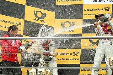 Dreifachführung für Audi in der DTM