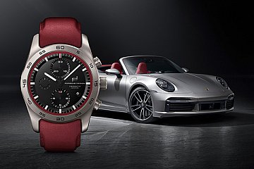 Porsche Design custom-built Timepiece und Porsche 911 Turbo S Cabriolet - Foto: Porsche
