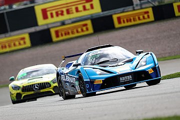 Titelkampf der ADAC GT4 Germany spitzt sich nach KTM-Sieg zu