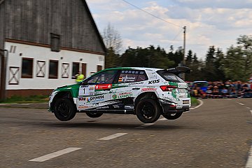 Siegreiche Generalprobe für fünffachen Deutschen Rallye Meister