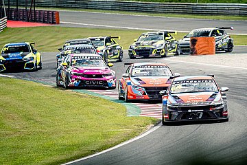 Rundstreckentrophy mit geballter Rennaction am Salzburgring