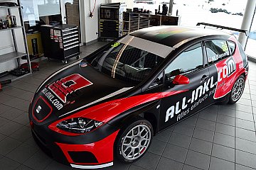 All-inkl.com Muennich holt Weltmeister Rob Huff