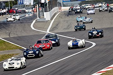 Eines der Highlights am Wochenende: Die Rennen der zweisitzigen Rennwagen und GT bis 1960/61 mit seinem tollen Starterfeld voller exzellenter ehemaliger Le-Mans-Wagen - Foto: Tom Linke ad08 Fotografie/AvD